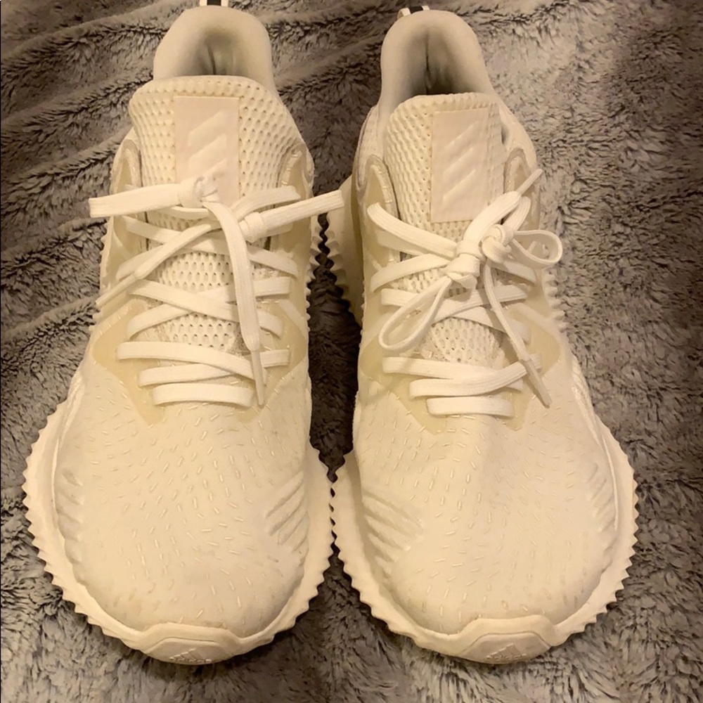 Adidas Alphabounce shoes